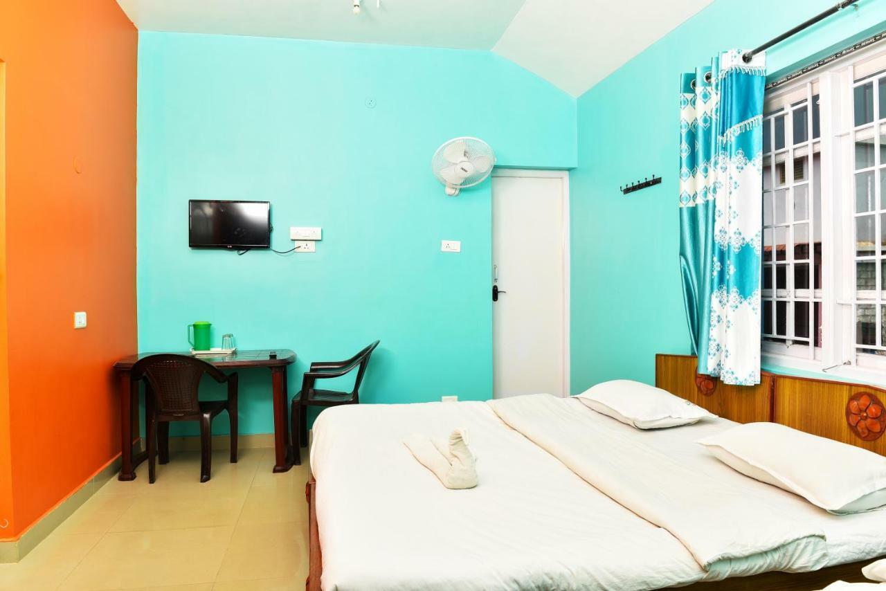 Rk Holiday Home Ooty Esterno foto
