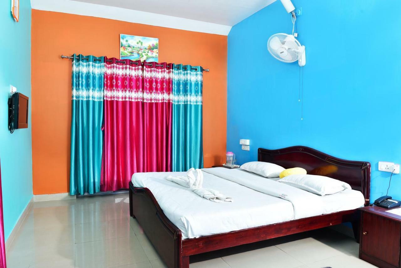 Rk Holiday Home Ooty Esterno foto