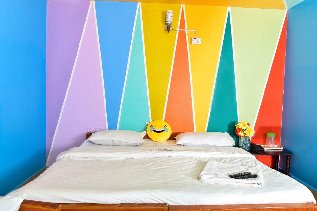Rk Holiday Home Ooty Esterno foto